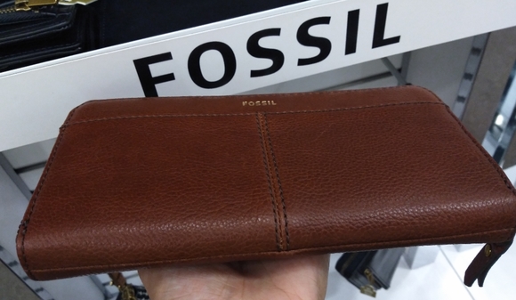 Fossil Zip Around Wallet - Picture 5 of 11